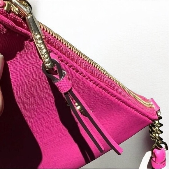 Calvin Klein Pink Saffiano Crossbody Crossbody Purse Bag; Gold Chain Strap - Picture 4 of 9